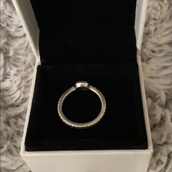 New with box!! - Picture 4 of 5